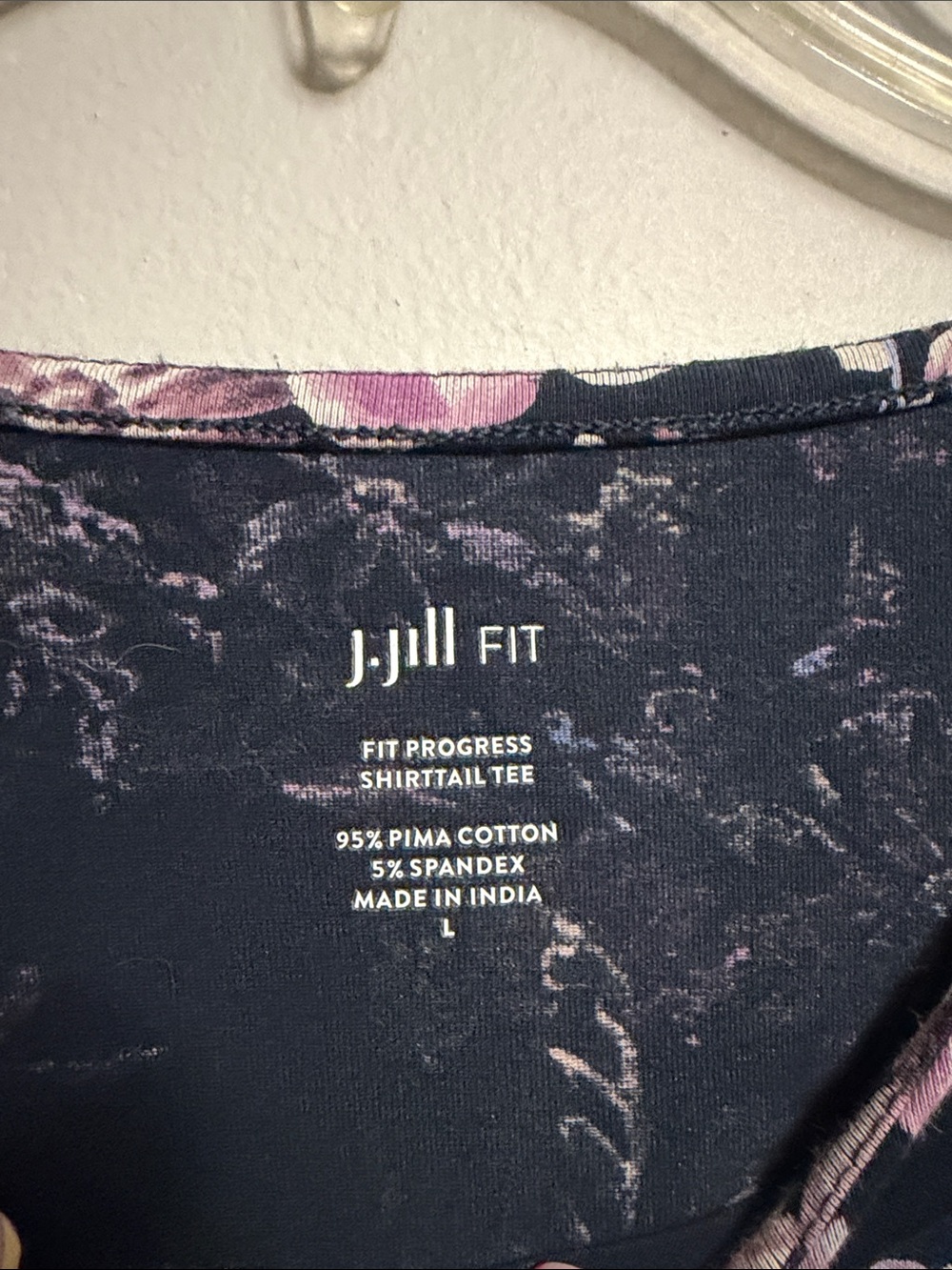 J. Jill Fit Shirttail Navy Floral Short-Sleeve Crewneck Tee Size Large - Picture 2 of 3